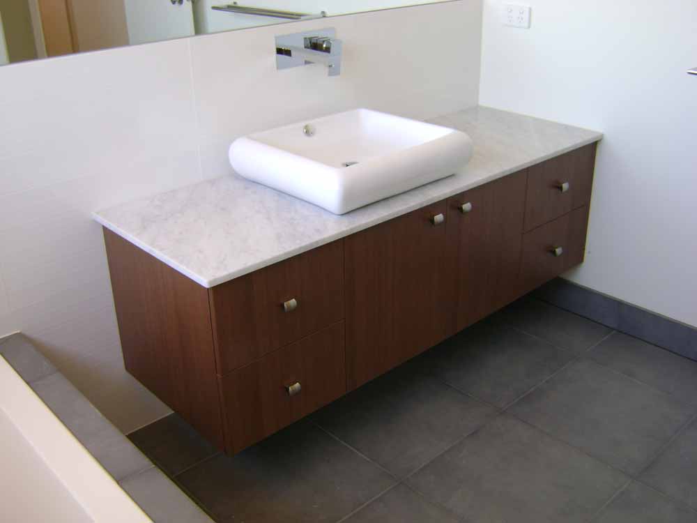wooden-base-vanity-unit-8df