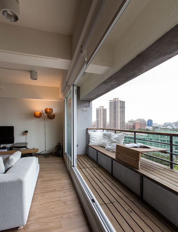 8_living-room-with-small-narrow-balcony-1