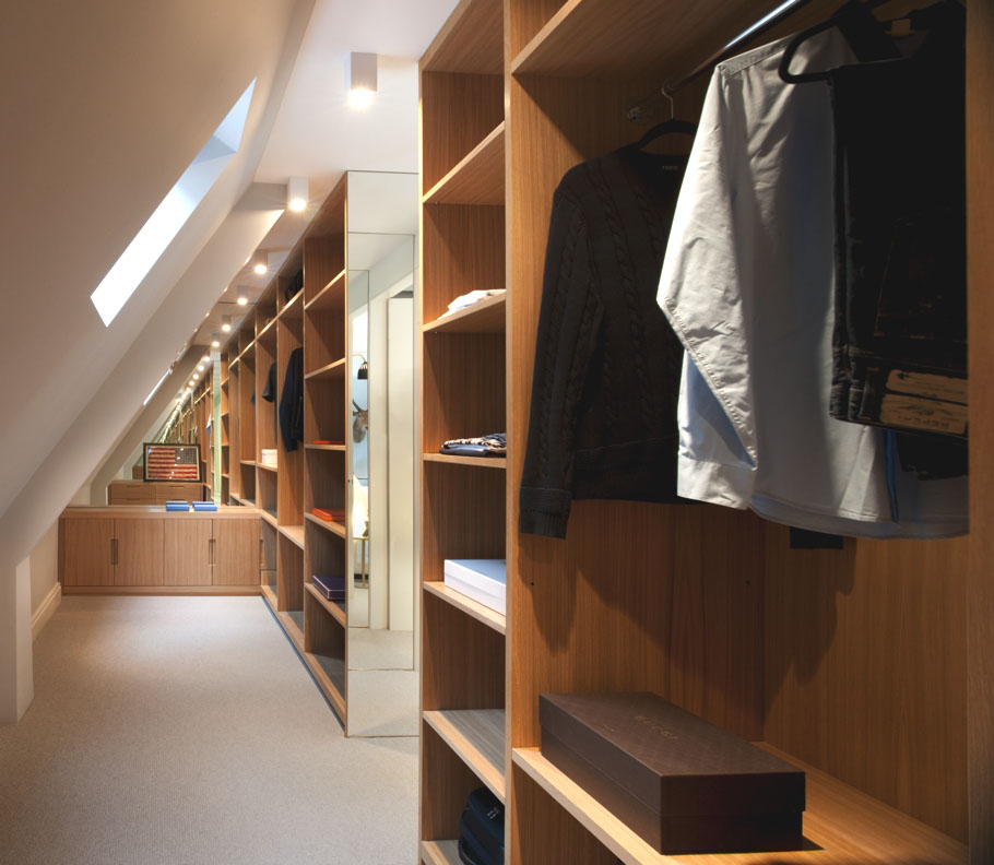 walk-in-closet-on-loft