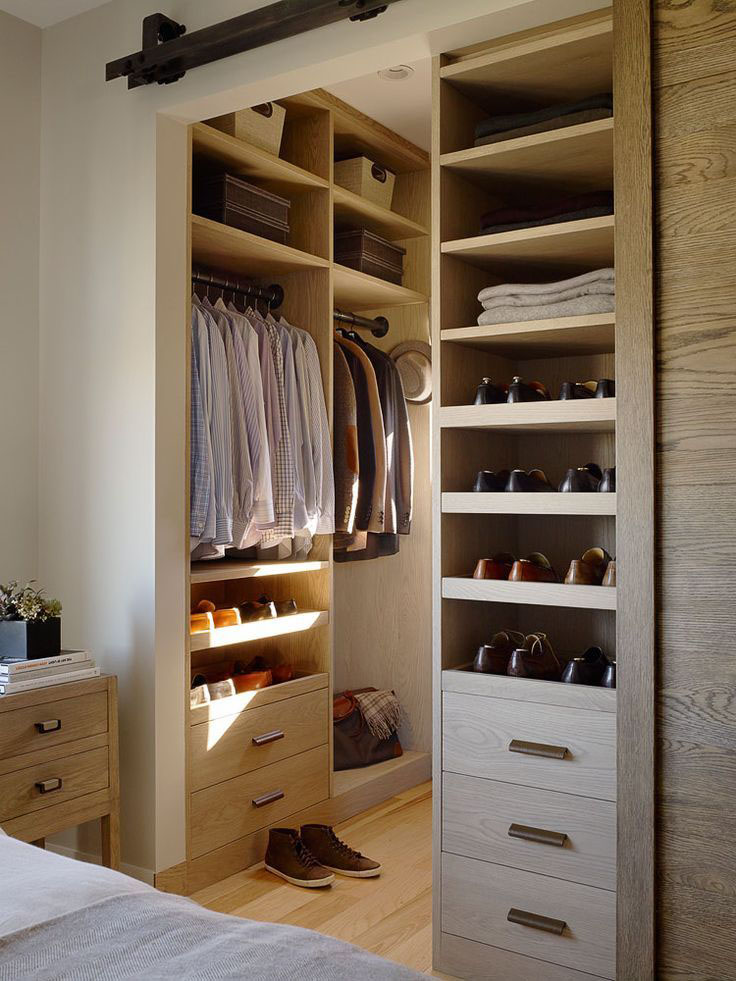 Walk in Closet