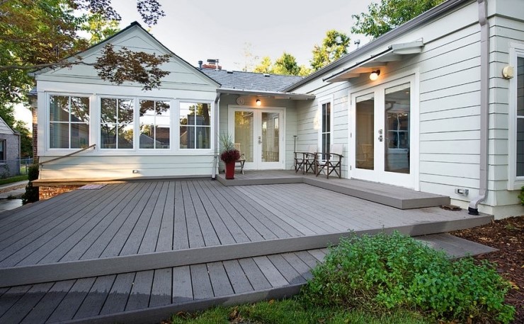 front-house-deck-1