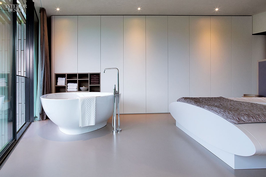 extraordinary-bath-in-bedroom-plhometal-4-1
