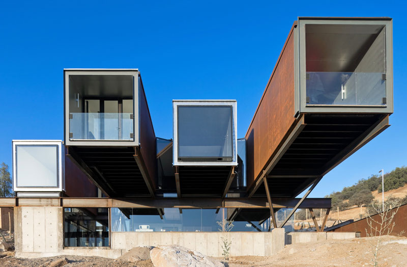 Caperpillar-container-house-캐퍼필라-컨테이너-하우스.jpg