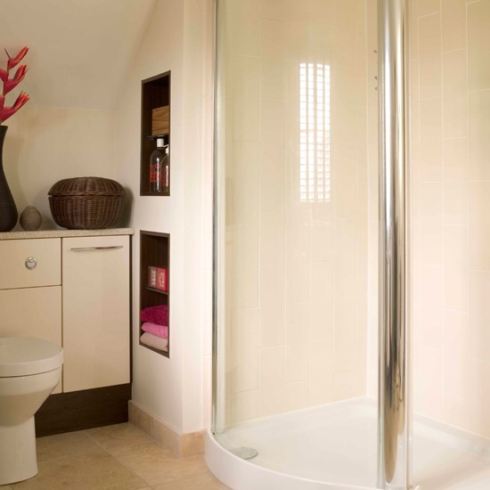storage-solutions-for-small-spaces-bathroom-1