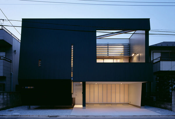 17-showcase_yhouse_coverx