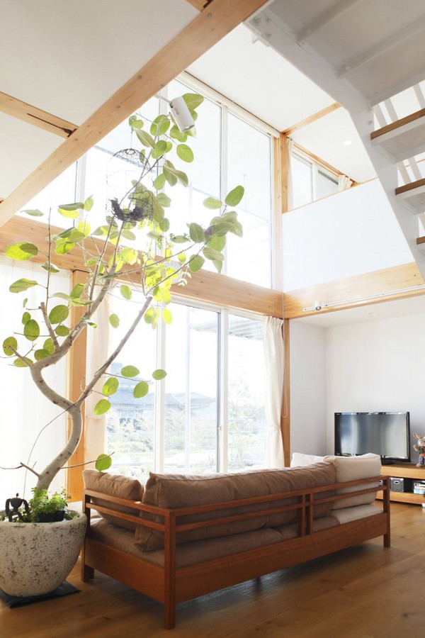 japanese-wood-deco-ahgular-home-2
