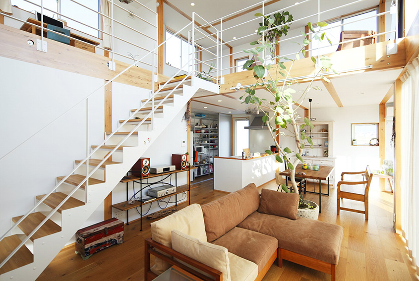 japanese-wood-deco-ahgular-home-7