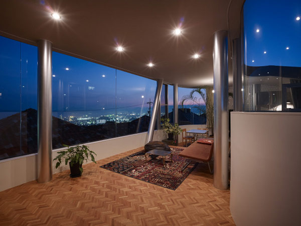 lifted-house-hiroshima-japan-kimihiko-okada-14