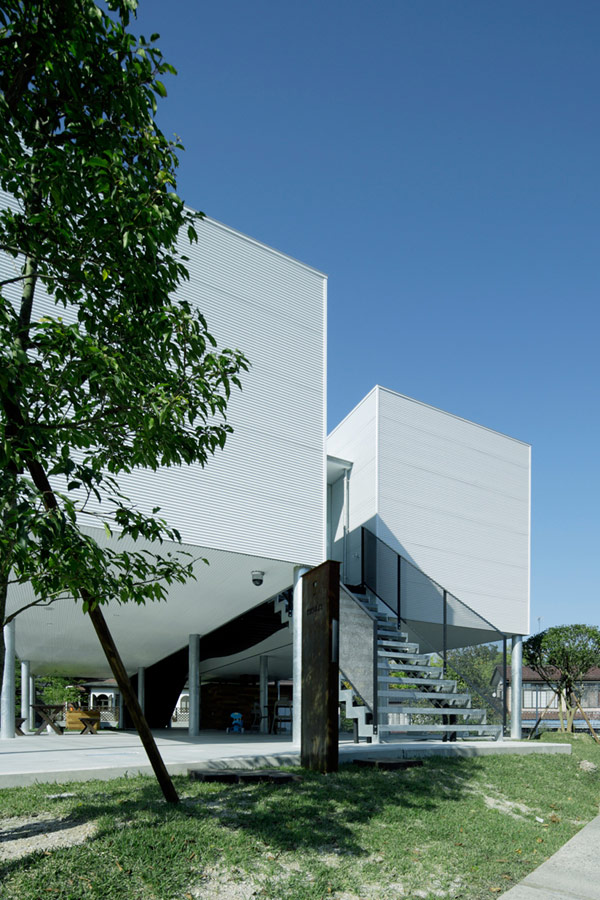 modern-house-japan-no555-kkc-2