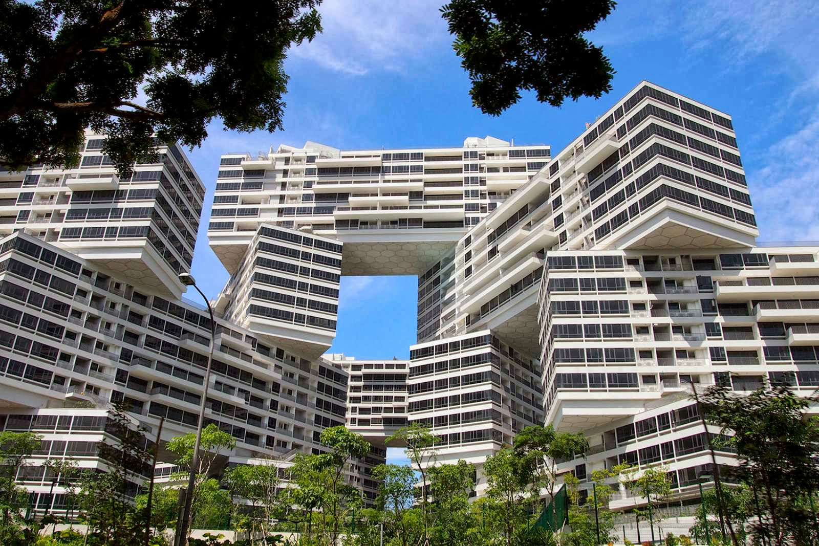 %ec%9d%b8%ed%84%b0%eb%a0%88%ec%9d%b4%ec%8a%a4-interlace-singapore-12