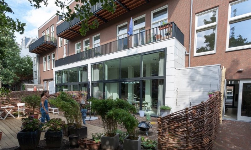 Conversion of an old school building to a new apartment for a young family 20
