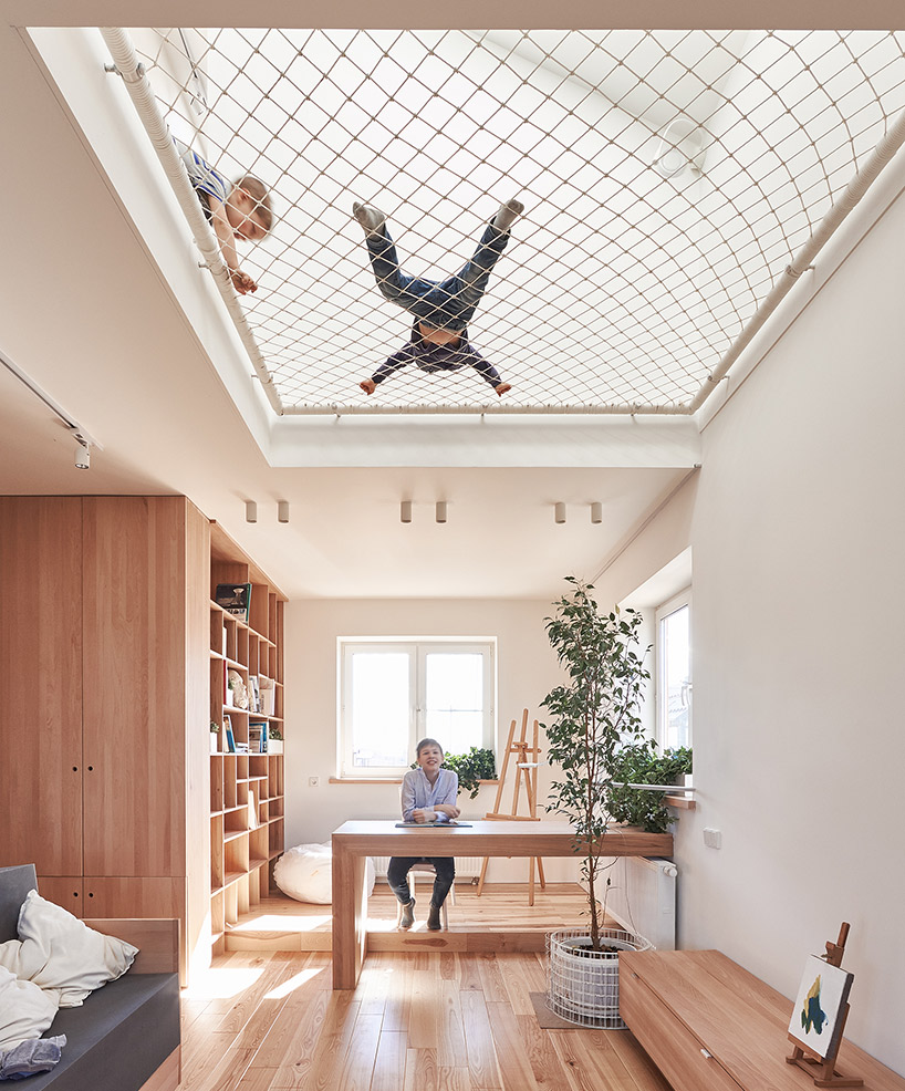 rue temple family house moscow russia designboom 04