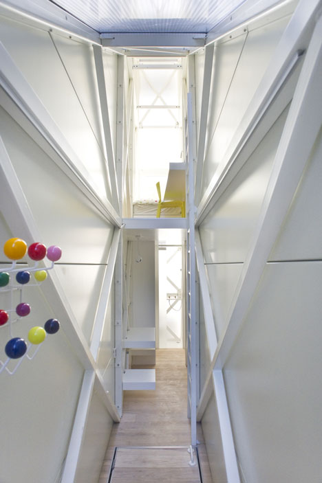 가장 좁은 케렛 하우스 Keret house 폴란드 바르샤바 지역 주택 4