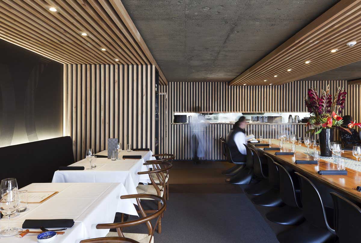 striped slat ceiling 스트라입 슬랫