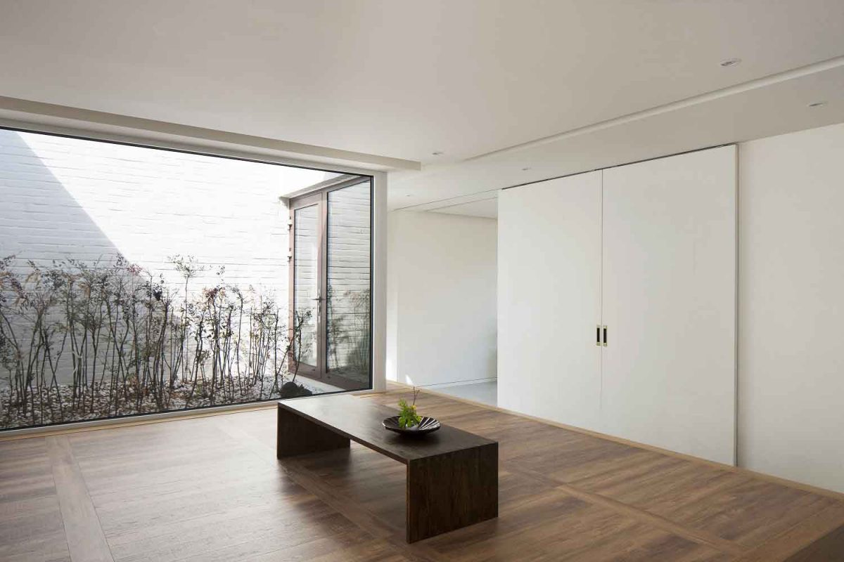 100A associates 우주제재 16