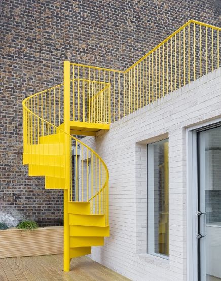 런던 Mile End 아파트 탑층 5