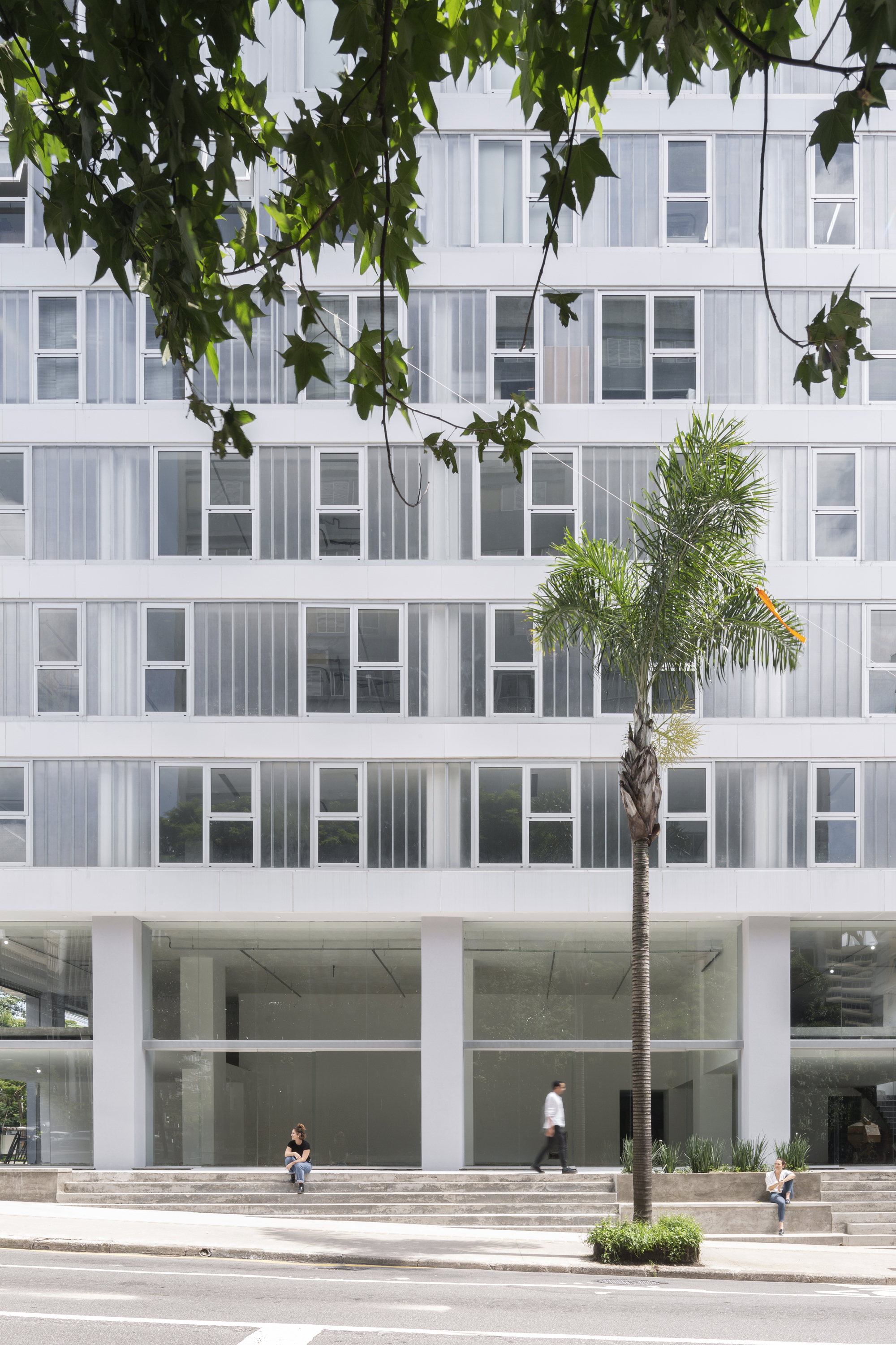 Livraria da Vila by Architects Office 2