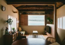 House in Akashi 거실 창 너머로 보이는 아카시 바다