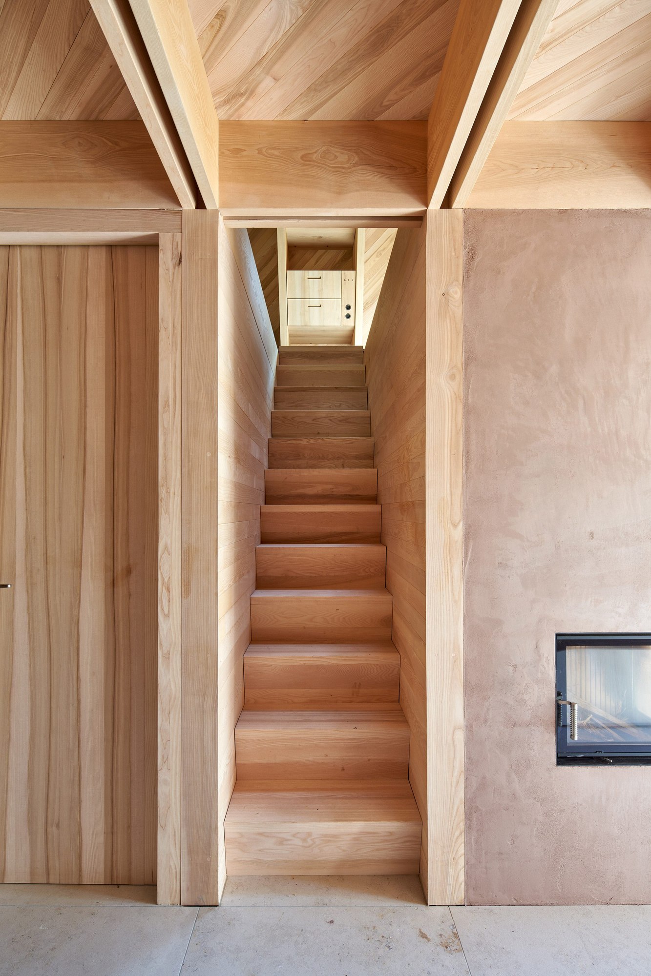 anton ii narrow stair