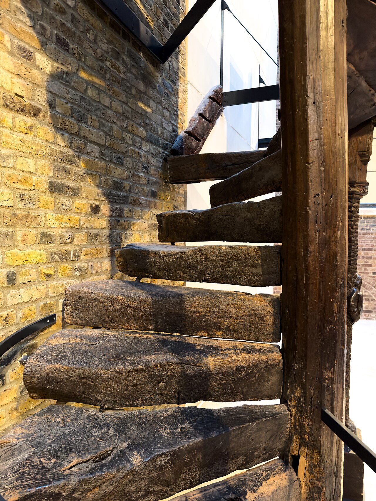 스테어 · 계단를 보여주는 사진 - Stairs