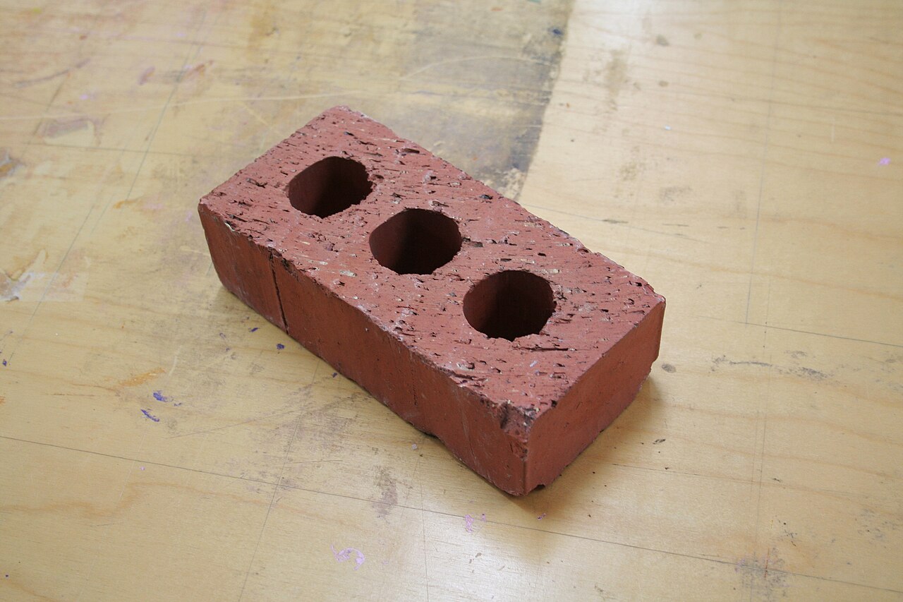 브릭 · 벽돌를 보여주는 사진 - Brick