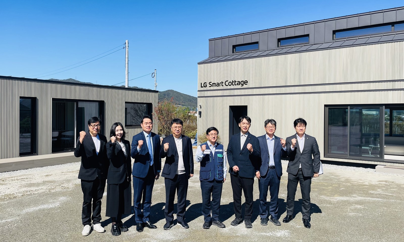 충북 진천 LG 스마트코티지 빌리지의 모듈러 주택 외관