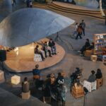 위에서 내려다본 Shell Book Pavilion 저녁 토크 행사