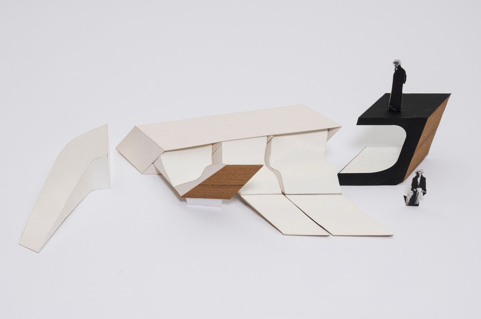 Zaha Hadid Foundation 소장 Nightlife World Tour 콘셉트 모형